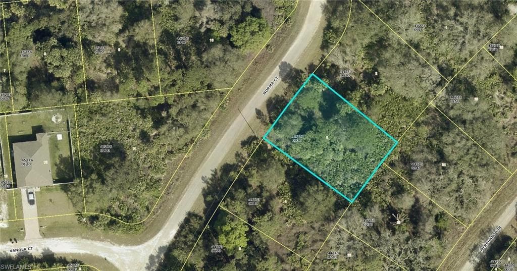 1874 Norma CT LEHIGH ACRES, FL 33972