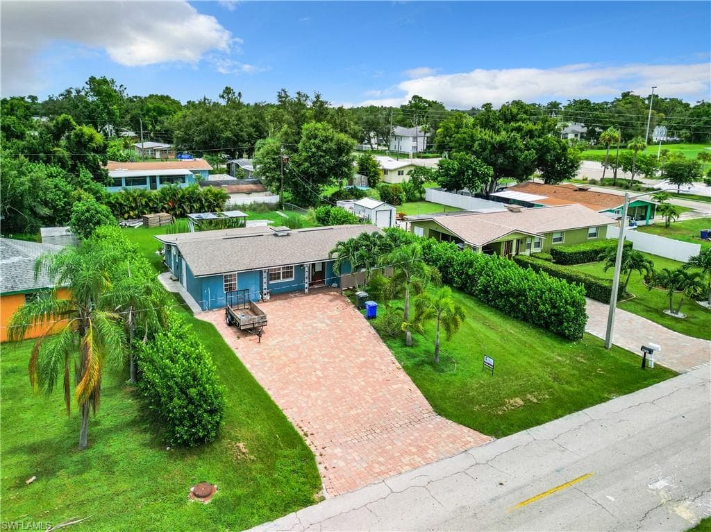 4155 Madison AVE FORT MYERS, FL 33916