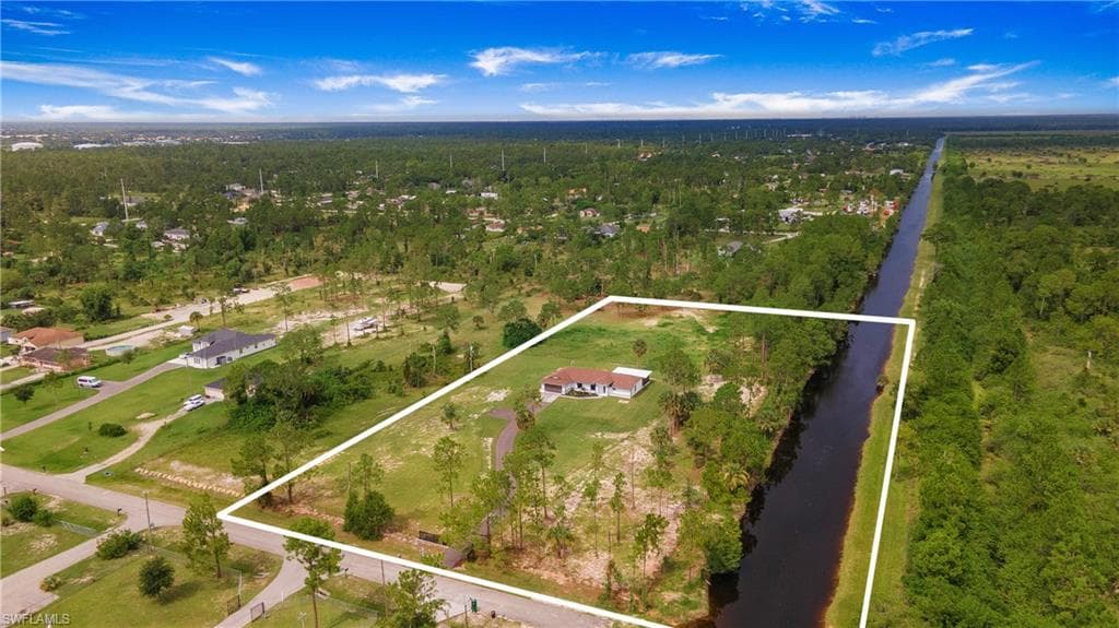4935 20th ST NE NAPLES, FL 34120