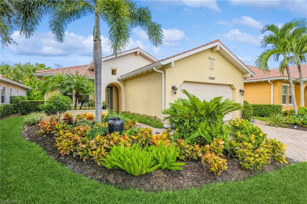 13492 Cambridge LN NAPLES, FL 34109
