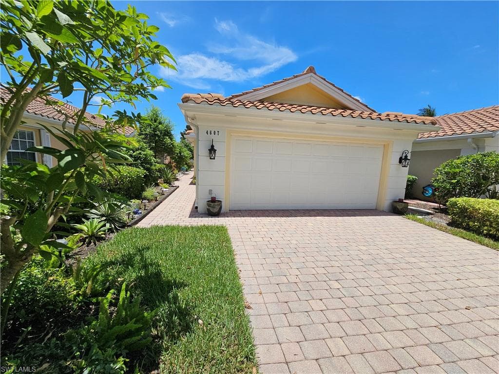4607 Ossabaw WAY NAPLES, FL 34119