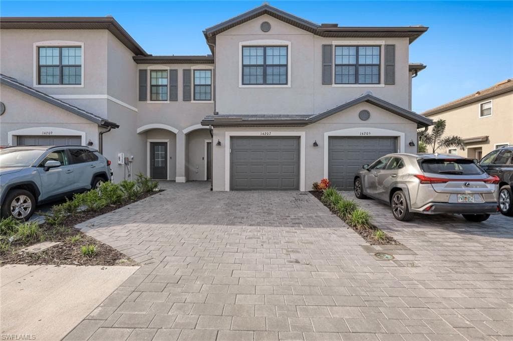 14207 Pine Lodge LN FORT MYERS, FL 33913