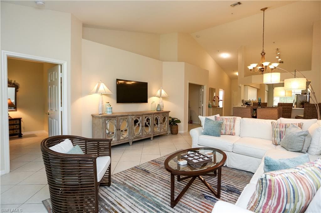 8175 Celeste DR 1230 NAPLES, FL 34113