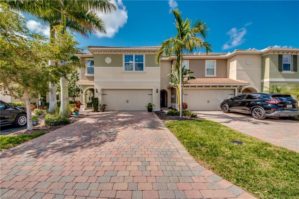 12590 Laurel Cove DR FORT MYERS, FL 33913