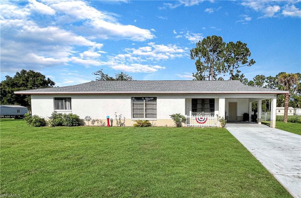 518 Michael AVE LEHIGH ACRES, FL 33936