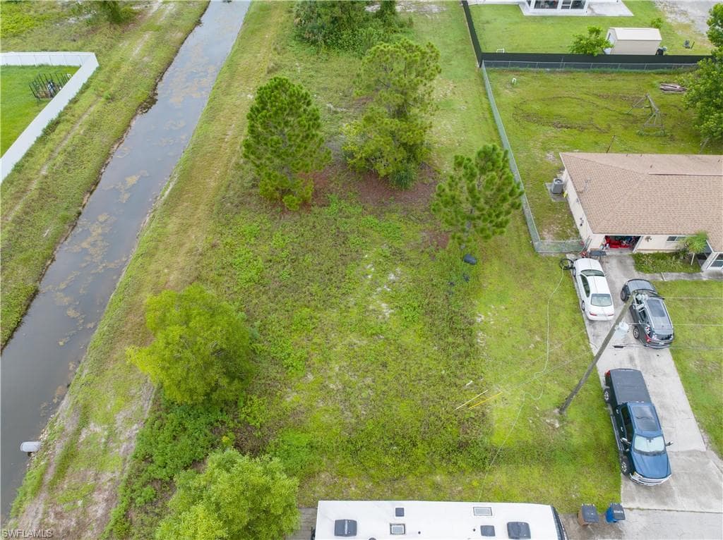 2718 45th ST SW LEHIGH ACRES, FL 33976