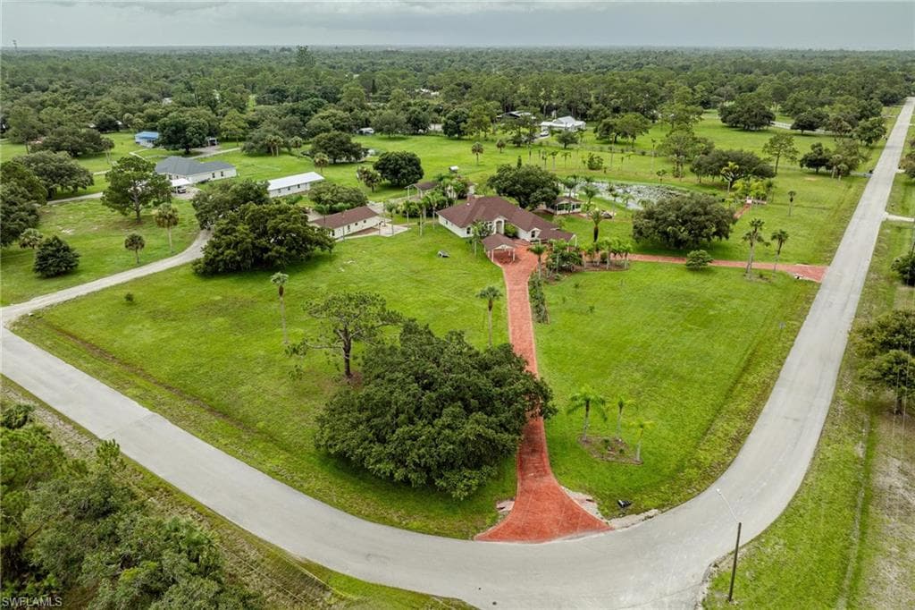 1389 Ivan BLVD LABELLE, FL 33935