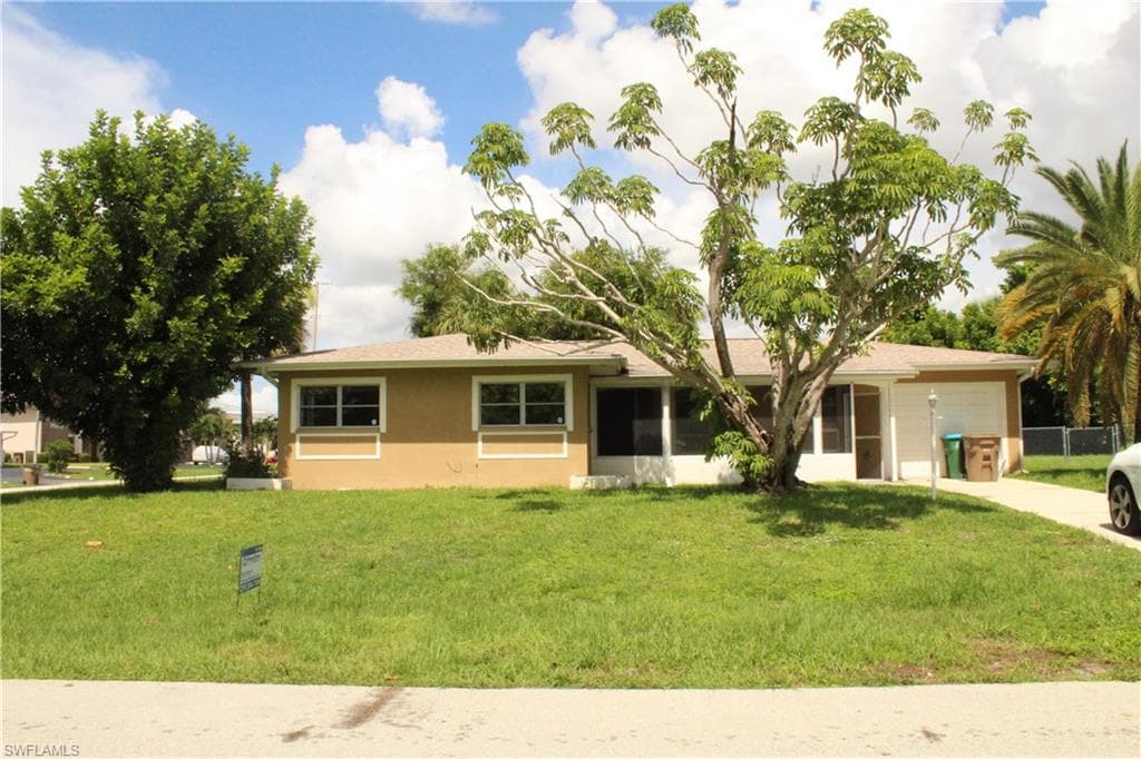 4528 SE 9th PL CAPE CORAL, FL 33904