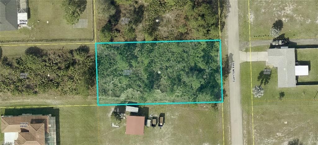 1007 Clayton AVE LEHIGH ACRES, FL 33972