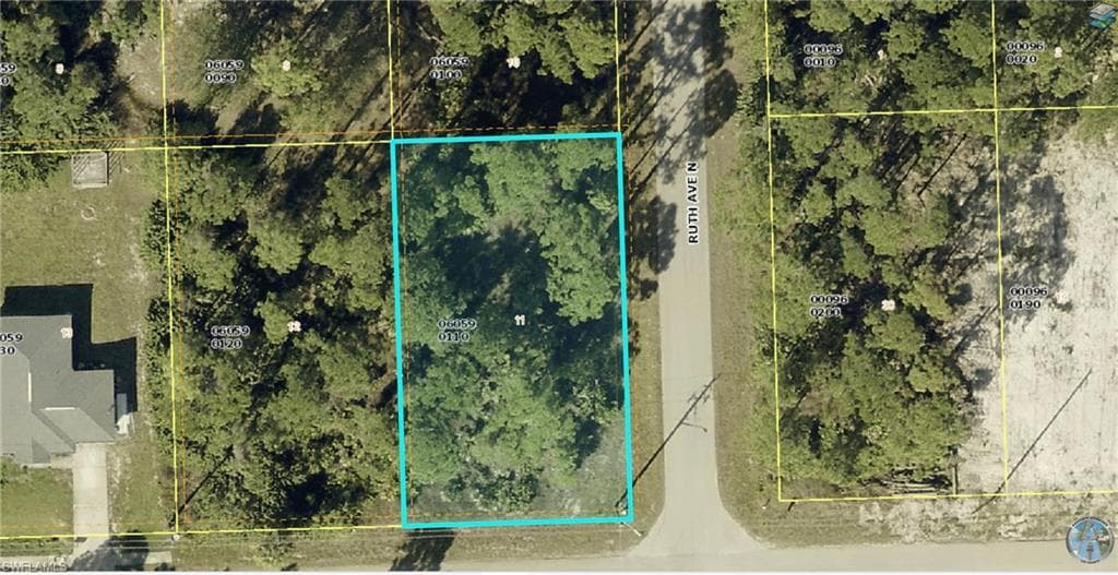 3300 68th ST W LEHIGH ACRES, FL 33971