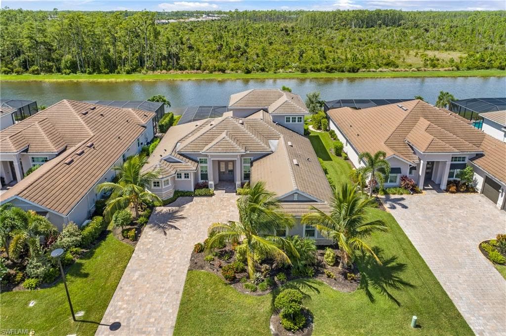18180 Wildblue BLVD FORT MYERS, FL 33913