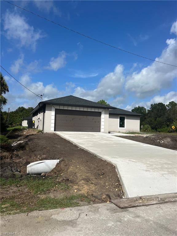 2104 W 13th ST LEHIGH ACRES, FL 33972