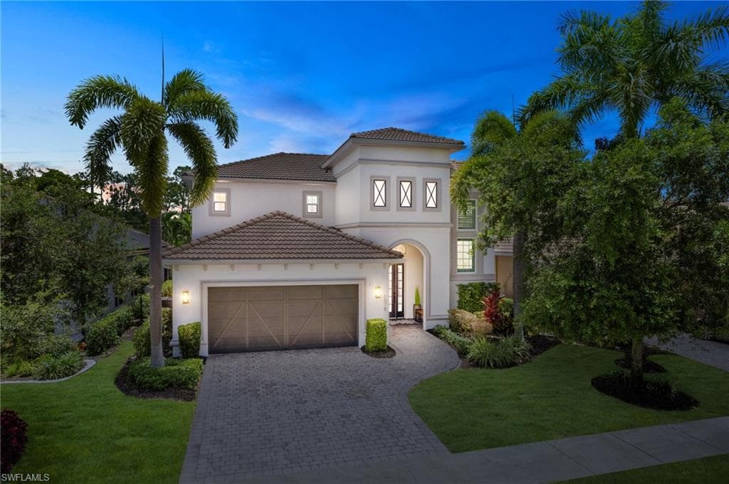 1678 Serrano CIR NAPLES, FL 34105