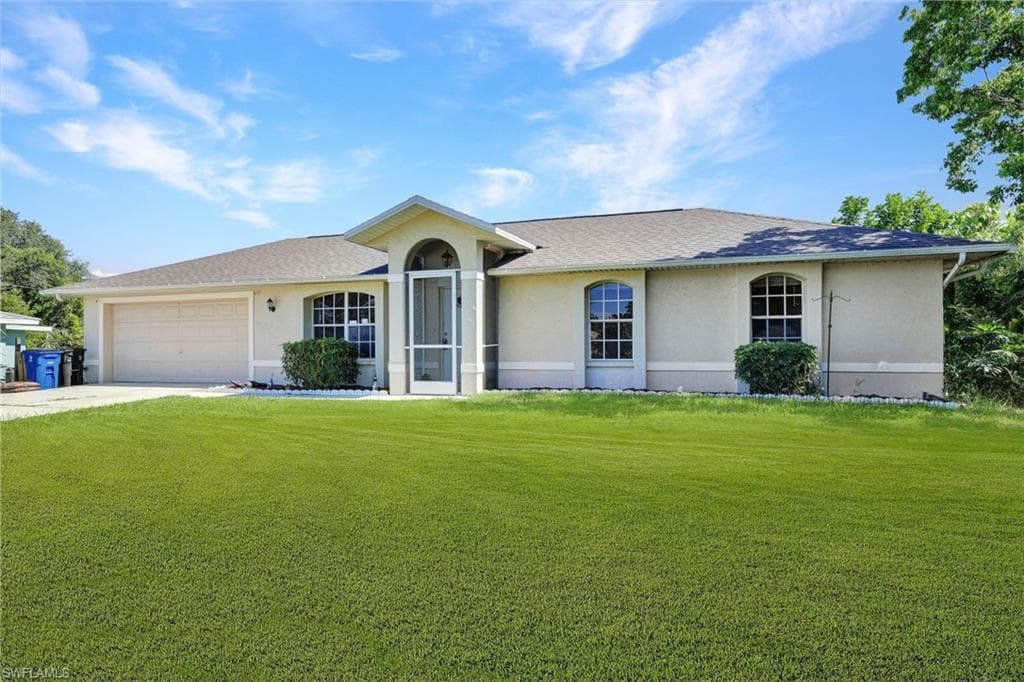 7257 Lobelia RD FORT MYERS, FL 33967