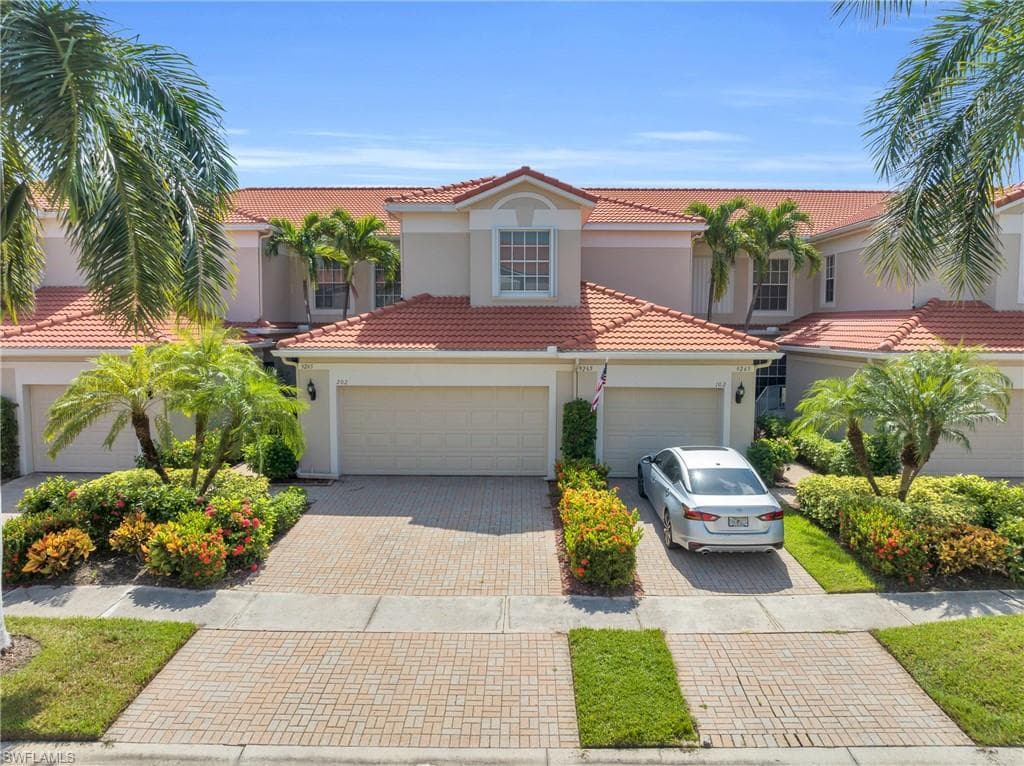9265 Belleza WAY 202 FORT MYERS, FL 33908