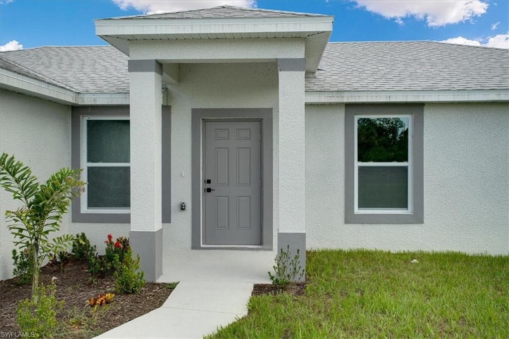 832 Hoosier ST E LEHIGH ACRES, FL 33974