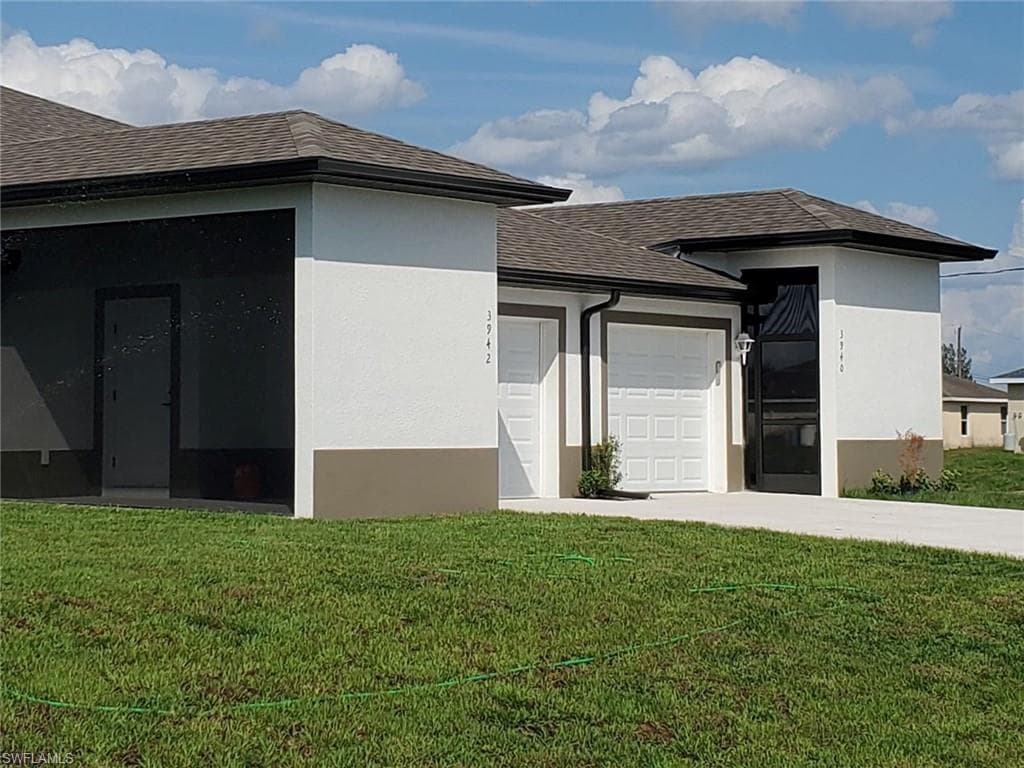 3942 21st ST W LEHIGH ACRES, FL 33971