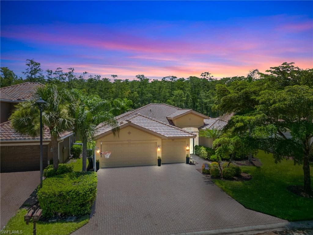 20569 Torre Del Lago ST ESTERO, FL 33928