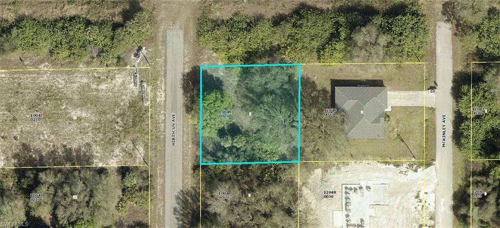 1520 Hibiscus AVE LEHIGH ACRES, FL 33972