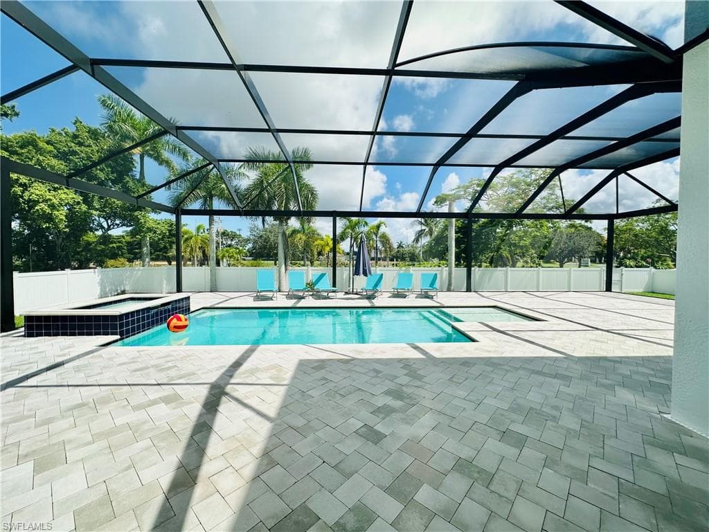 1432 Collingswood AVE MARCO ISLAND, FL 34145