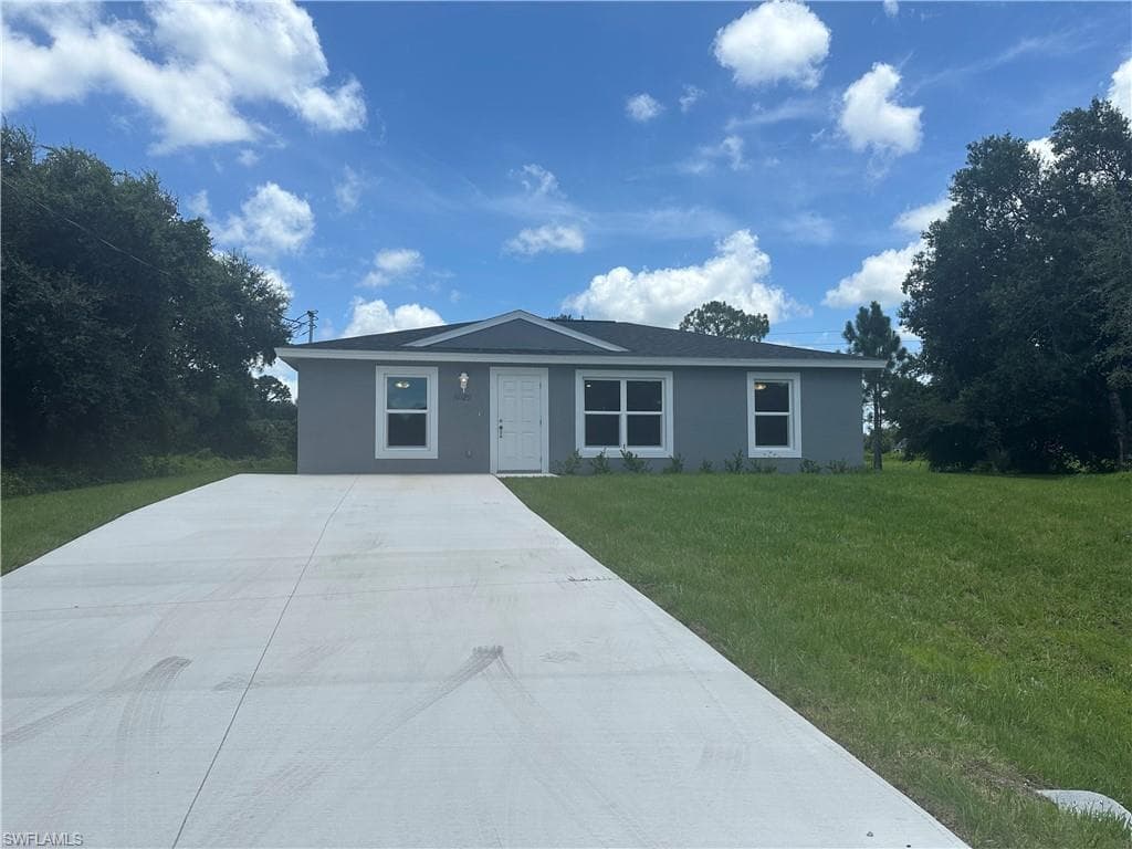 5029 N Dogwood CIR LABELLE, FL 33935