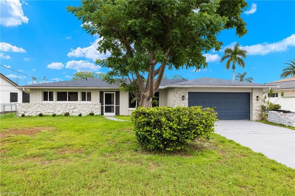 6358 Plumosa AVE FORT MYERS, FL 33908