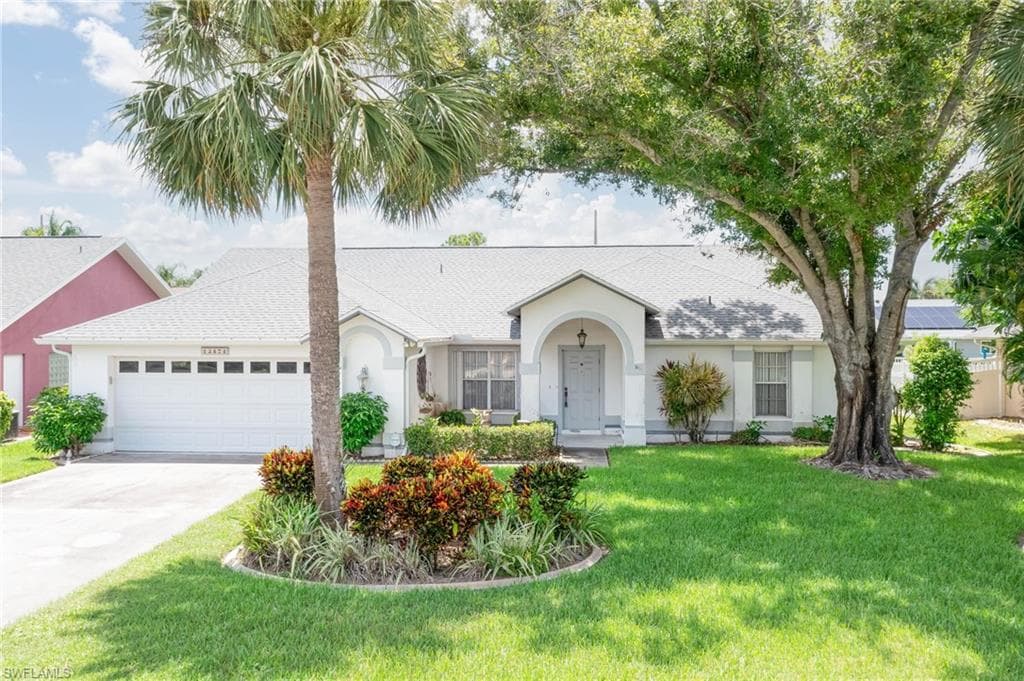 13471 Red Maple CIR NORTH FORT MYERS, FL 33903