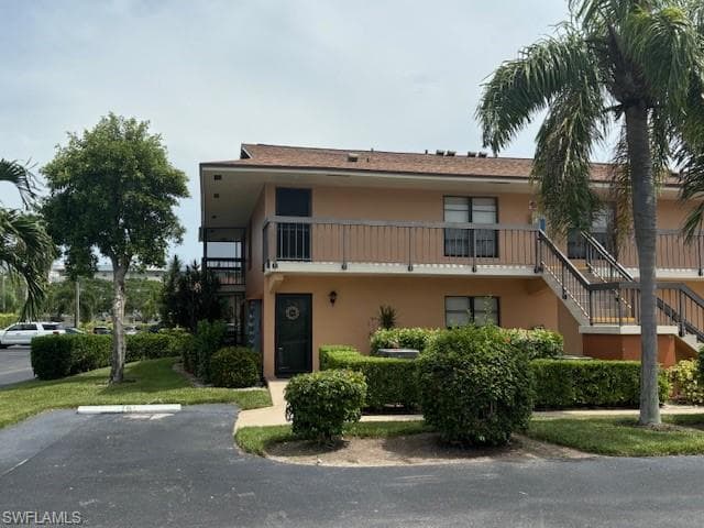 44 Greenbrier ST 2-201 MARCO ISLAND, FL 34145