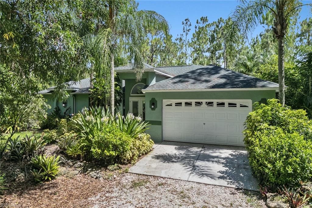 3820 8th AVE NE NAPLES, FL 34120