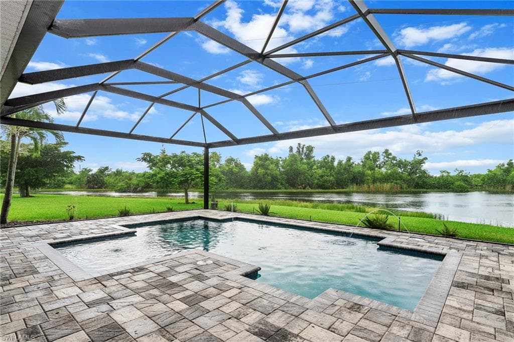 931 Golden Pond CT CAPE CORAL, FL 33909