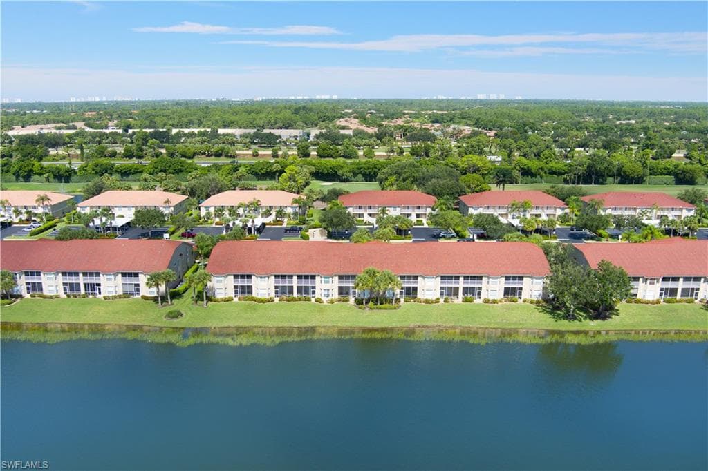 2840 Cypress Trace CIR 1912 NAPLES, FL 34119