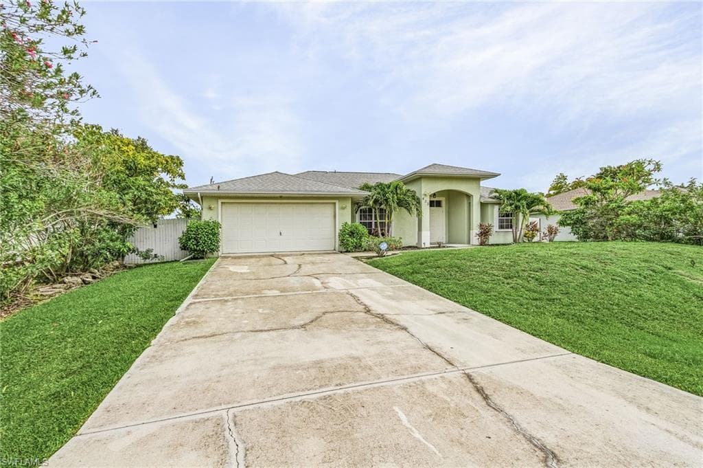 433 SW 19th LN CAPE CORAL, FL 33991
