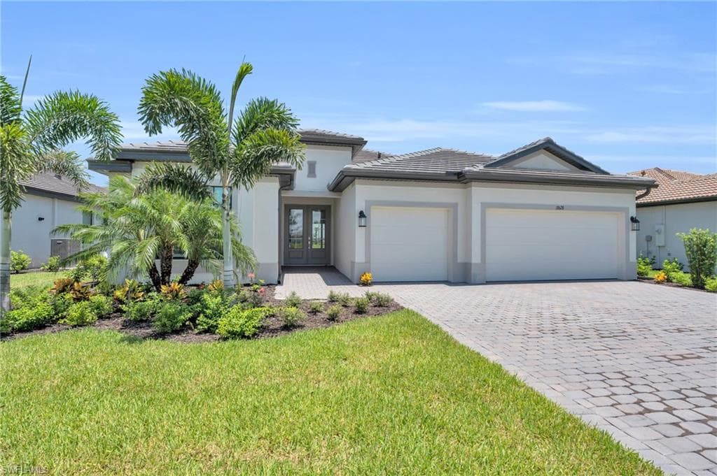 18628 Ives DR ESTERO, FL 33928