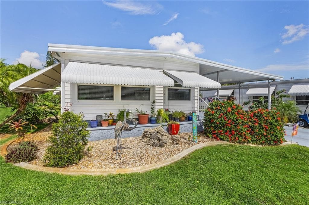 248 Shrub LN N NORTH FORT MYERS, FL 33917