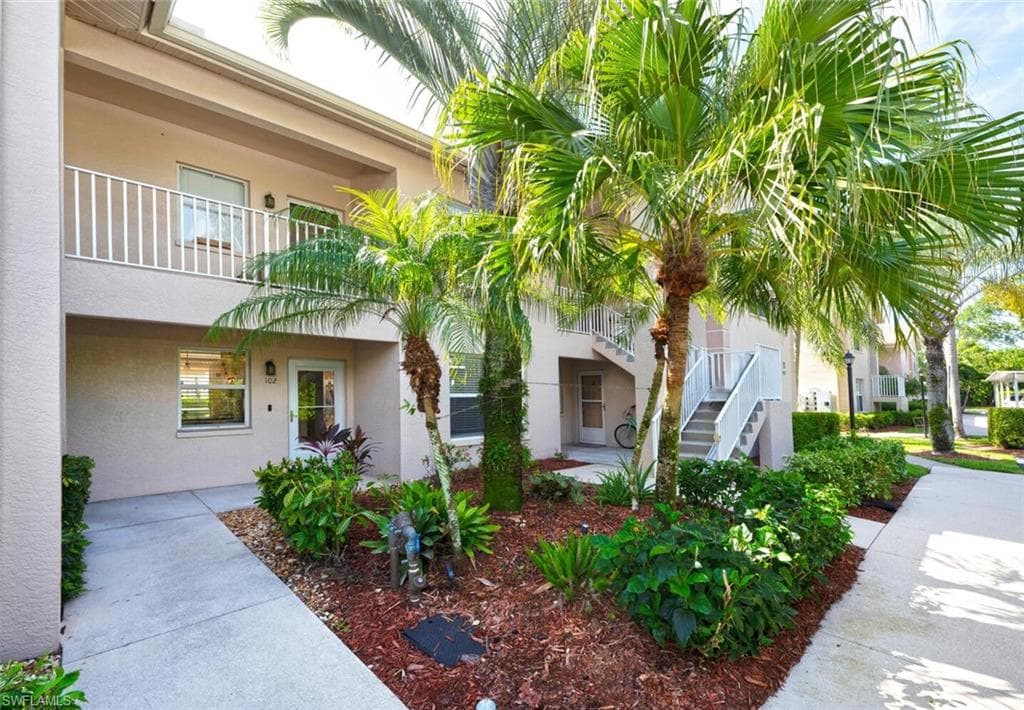 328 Bradstrom CIR E102 NAPLES, FL 34113