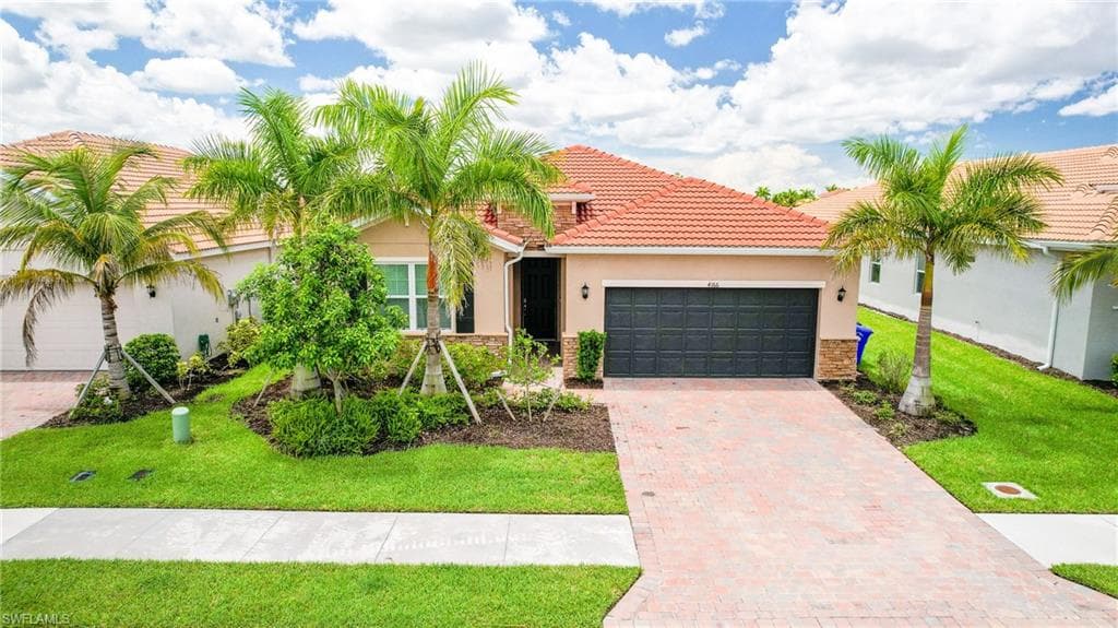 4166 Bloomfield ST FORT MYERS, FL 33916