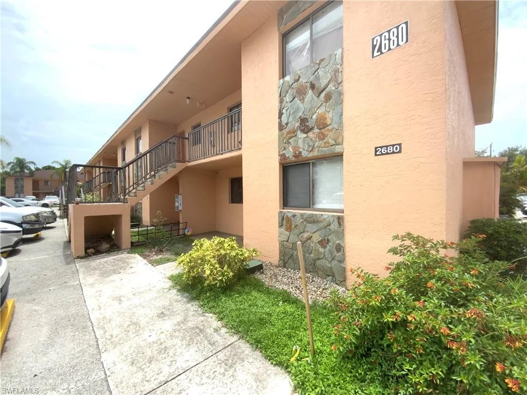 2680 Park Windsor DR 501 FORT MYERS, FL 33901