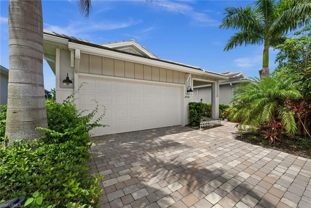 28358 Captiva Shell LOOP BONITA SPRINGS, FL 34135
