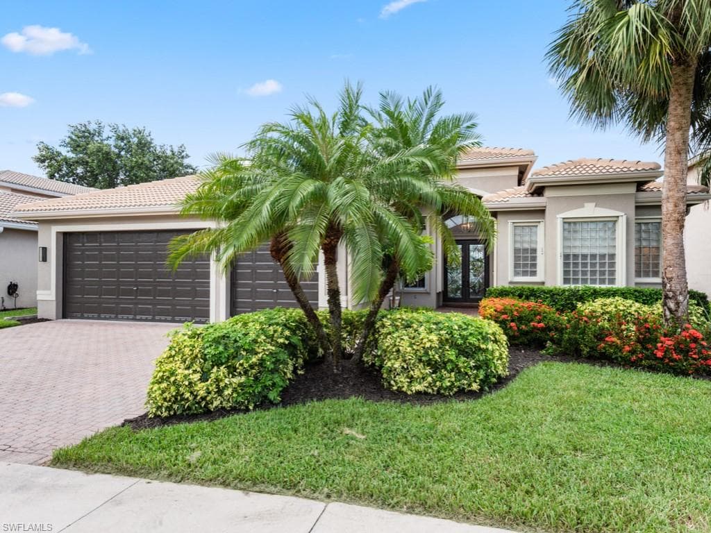 2226 Campestre TER NAPLES, FL 34119