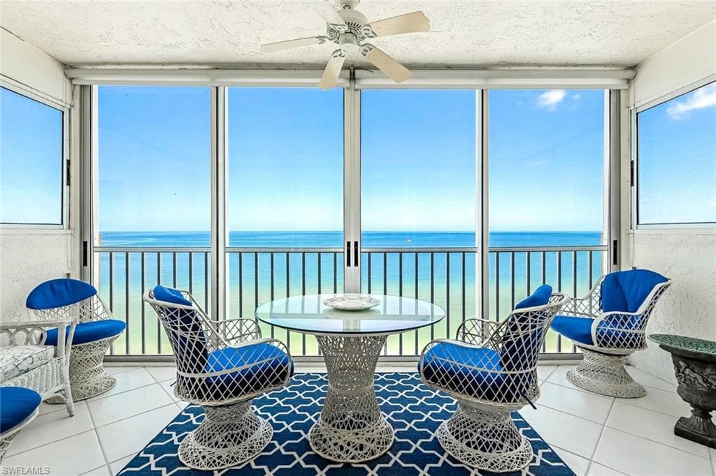 2885 Gulf Shore BLVD N 802 NAPLES, FL 34103