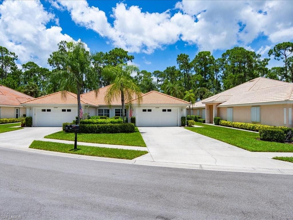 5935 Northridge DR A36 NAPLES, FL 34110