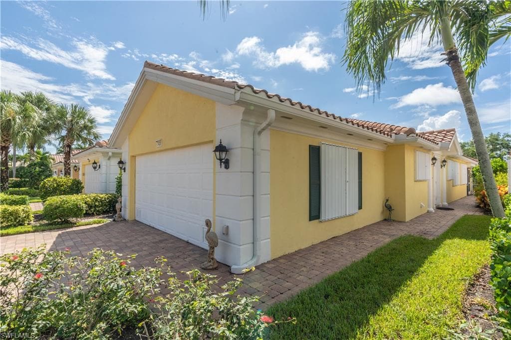 7430 Emilia LN NAPLES, FL 34114