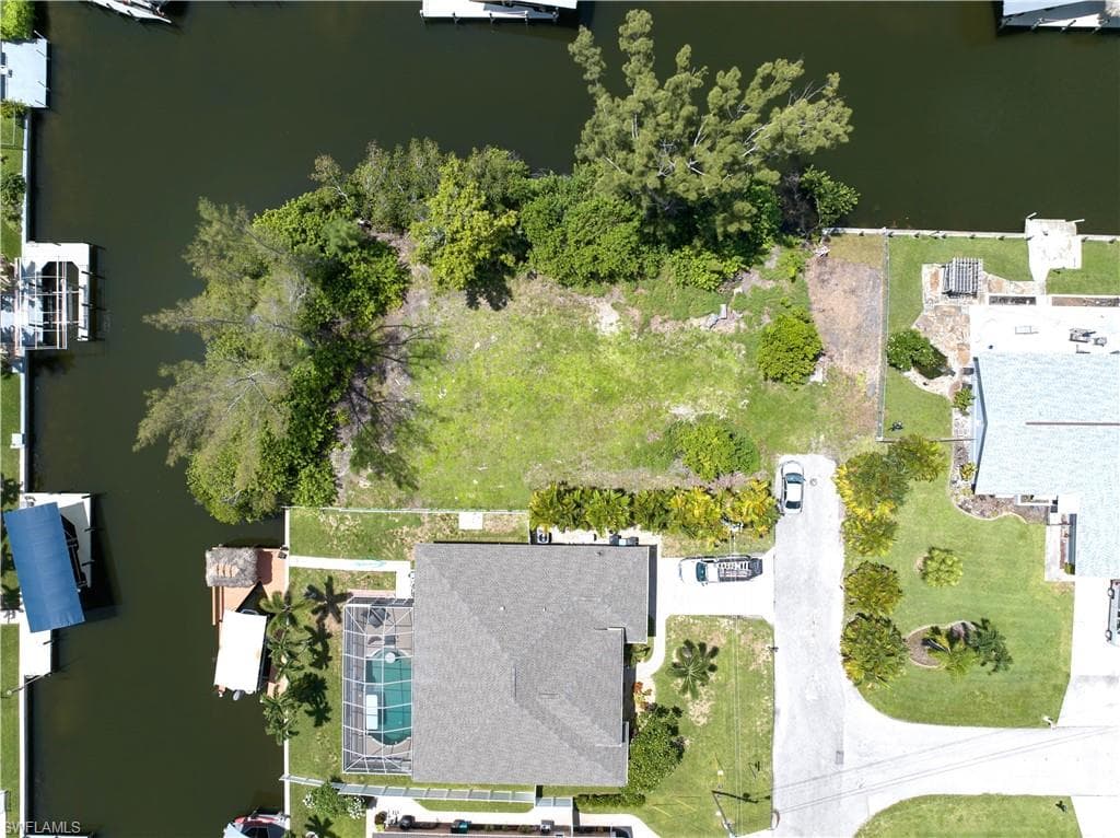 3021 SE 5th AVE CAPE CORAL, FL 33904