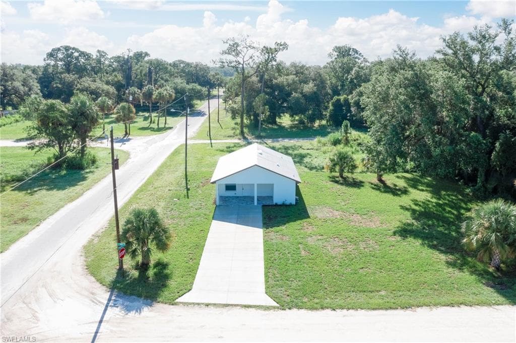 901 Fordson AVE LABELLE, FL 33935