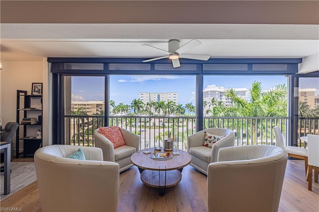 2880 Gulf Shore BLVD 509 NAPLES, FL 34103