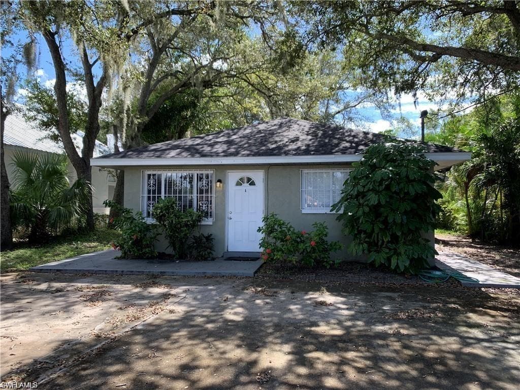 2748 Orange ST FORT MYERS, FL 33916