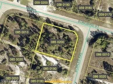 1246 Bowles AVE FORT MYERS, FL 33913