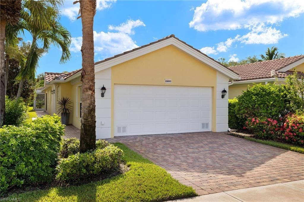 28895 Vermillion LN BONITA SPRINGS, FL 34135