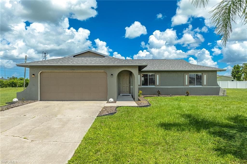 1701 NE 11th ST CAPE CORAL, FL 33909