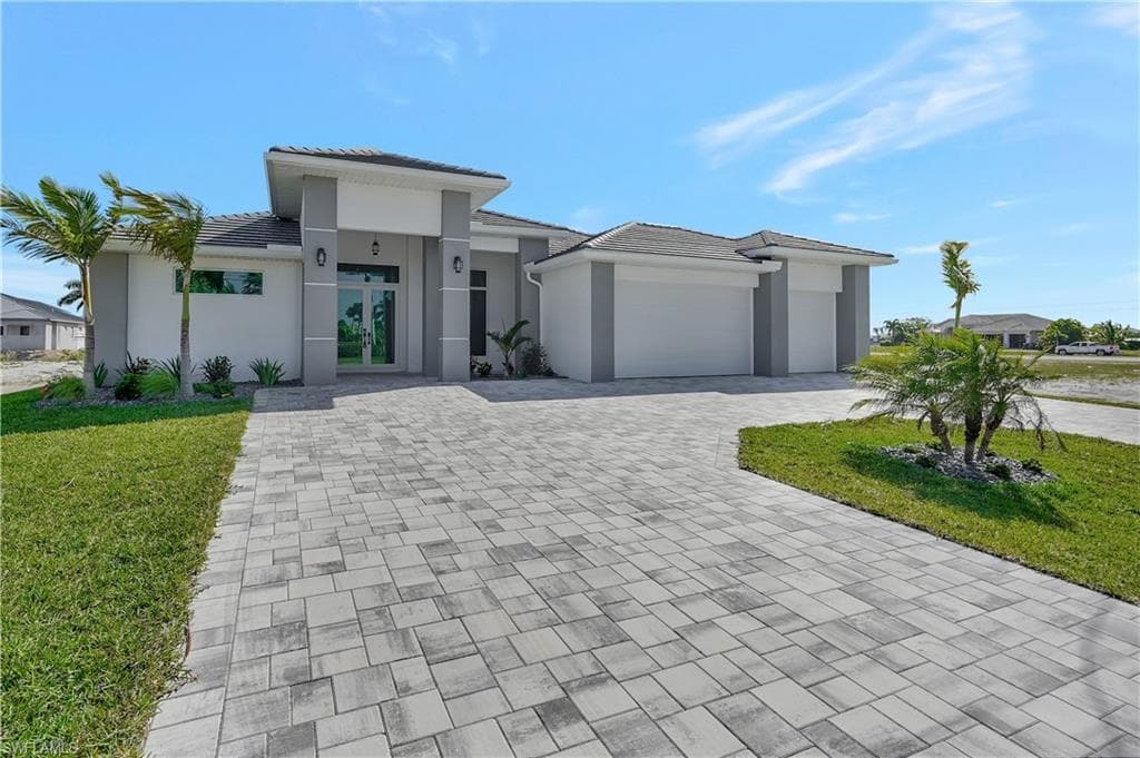 811 Old Burnt Store RD N CAPE CORAL, FL 33993